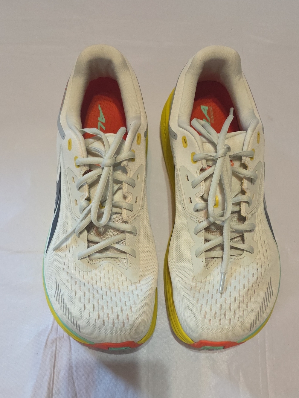 Altra Men's Via Olympus Zero Drop Running Shoes AL0A82BW270 White Yellow 11 - Picture 3 of 12